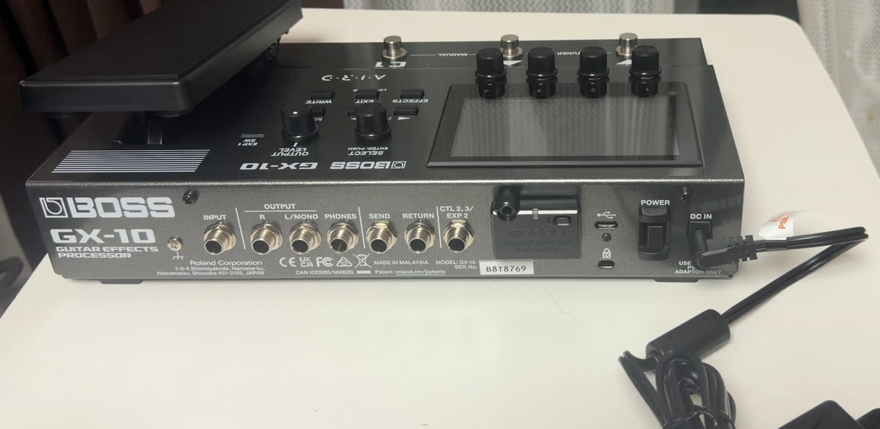 背面にBT-DUALを取り付けたGX-10