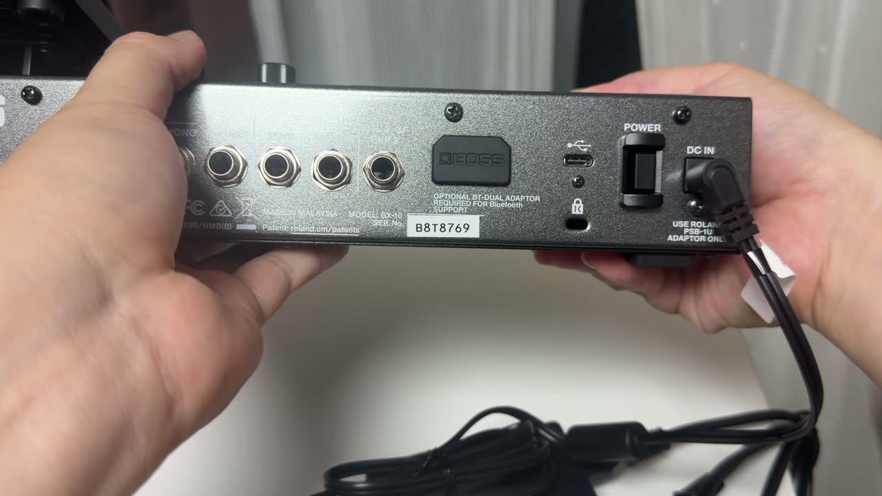 GX-10の背面の端子